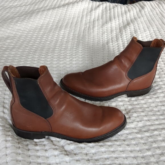 Red Wing‎ Chelsea Boots 9078 Mil-1 Congress Brown Black Size 8 D - Picture 1 of 10